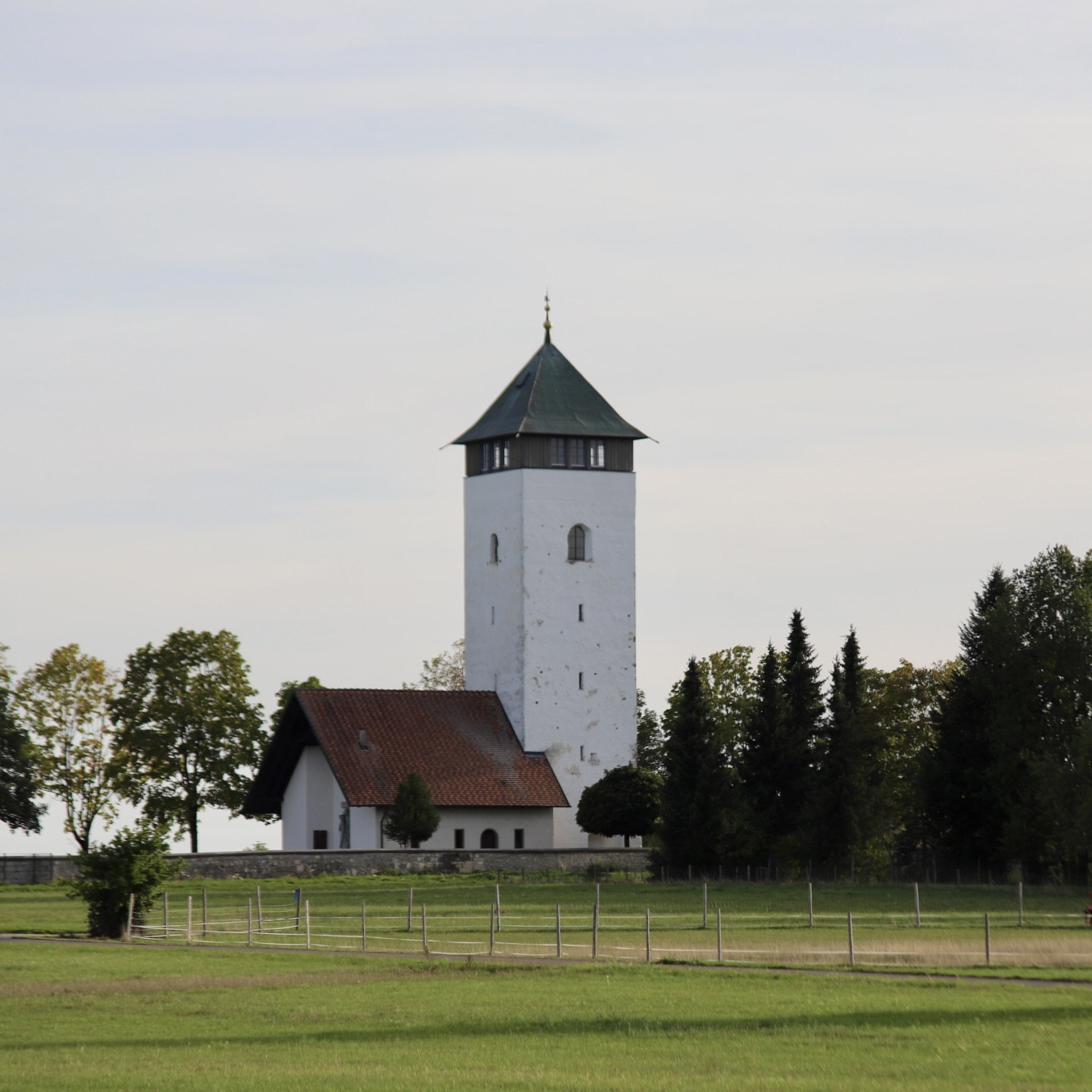 Der Buchheimer Hans, ein ehemaliger Kirchturm bei Buchheim